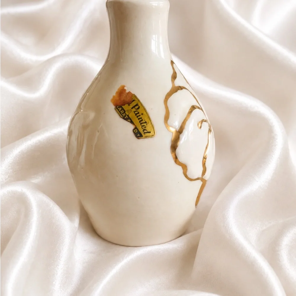 VTG MCM USA Art Pottery Cream & Gold Gilded Flower 5